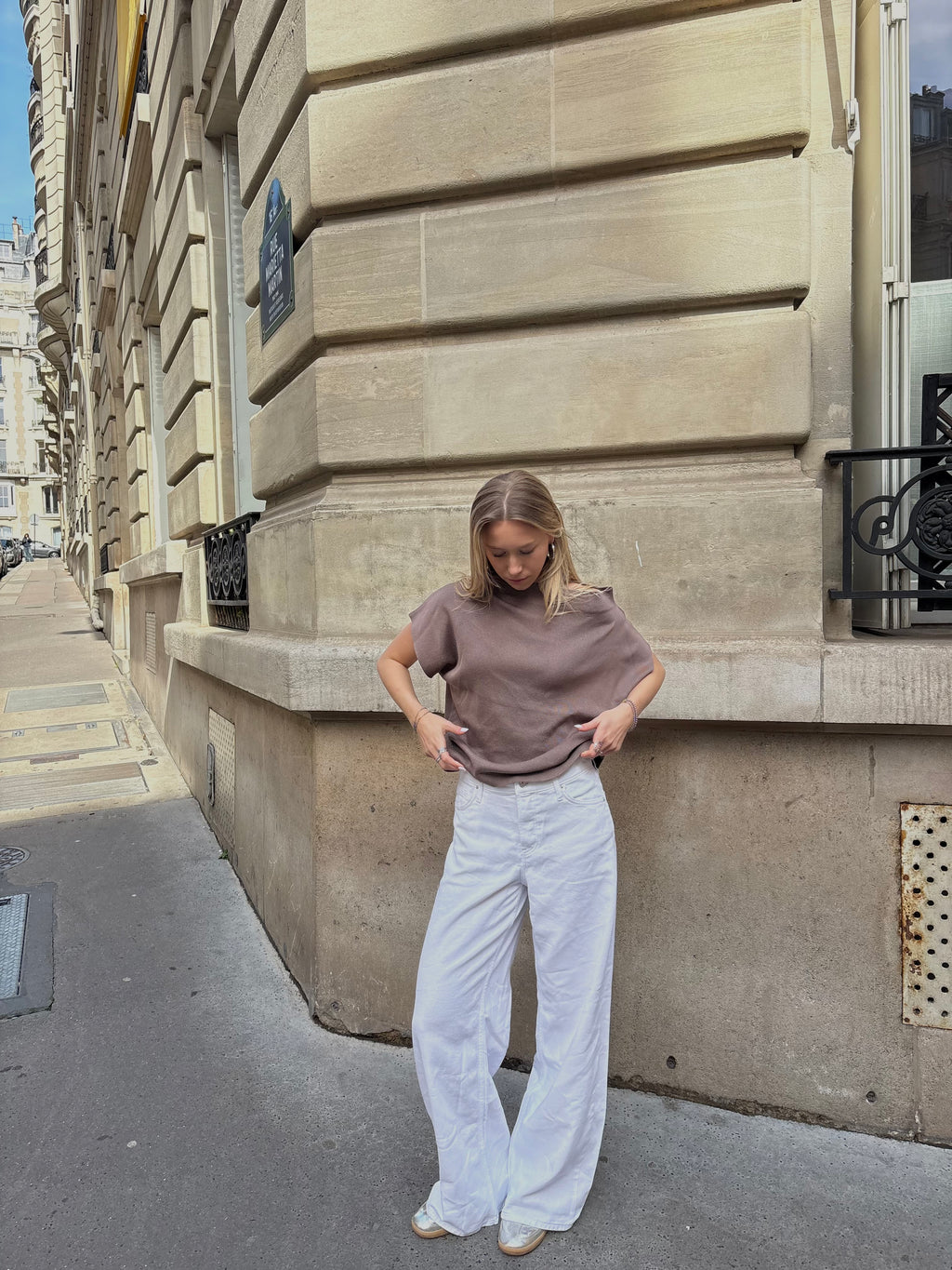Anna one shoulder top taupe