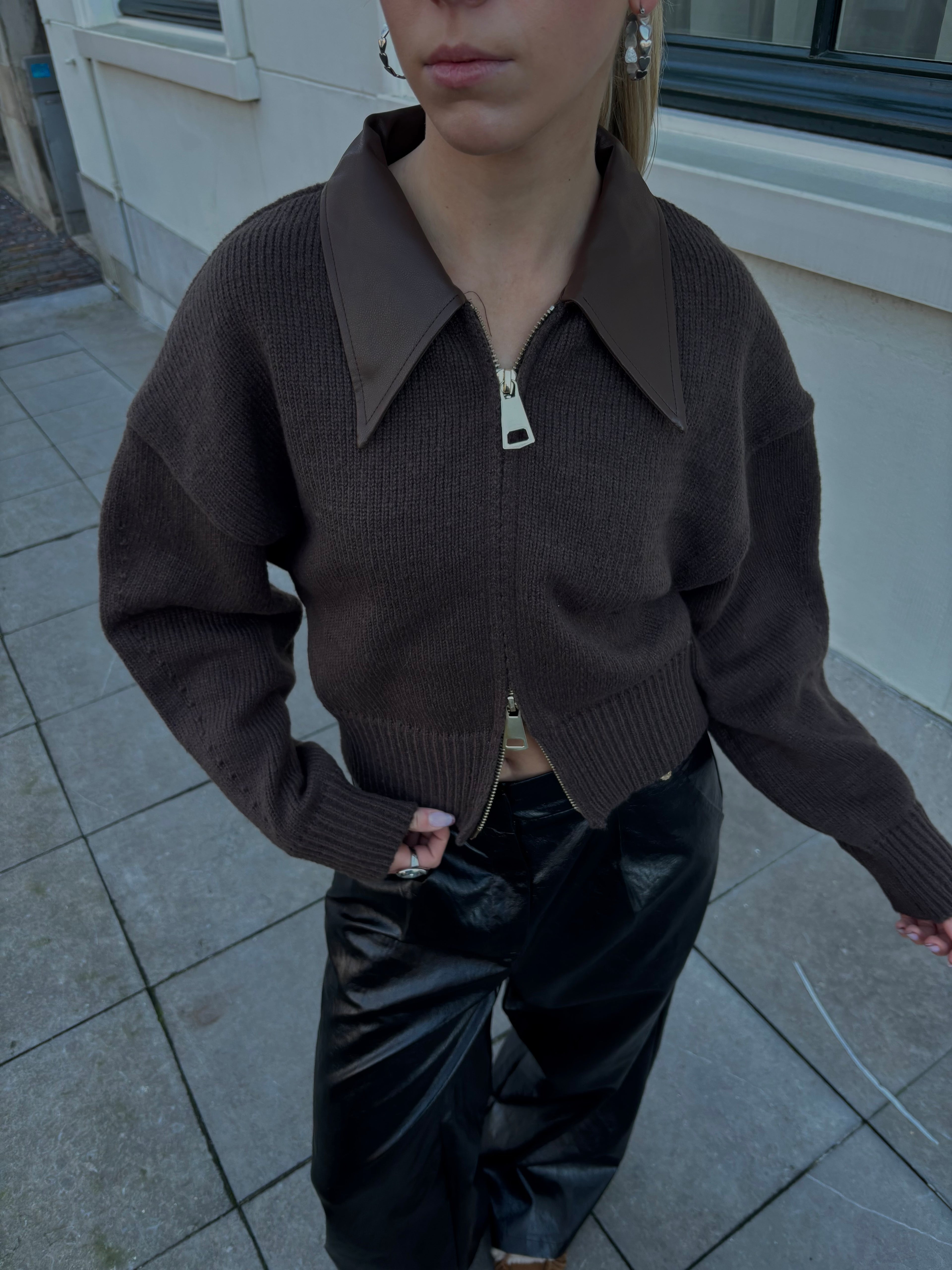 Jade zipper knit brown