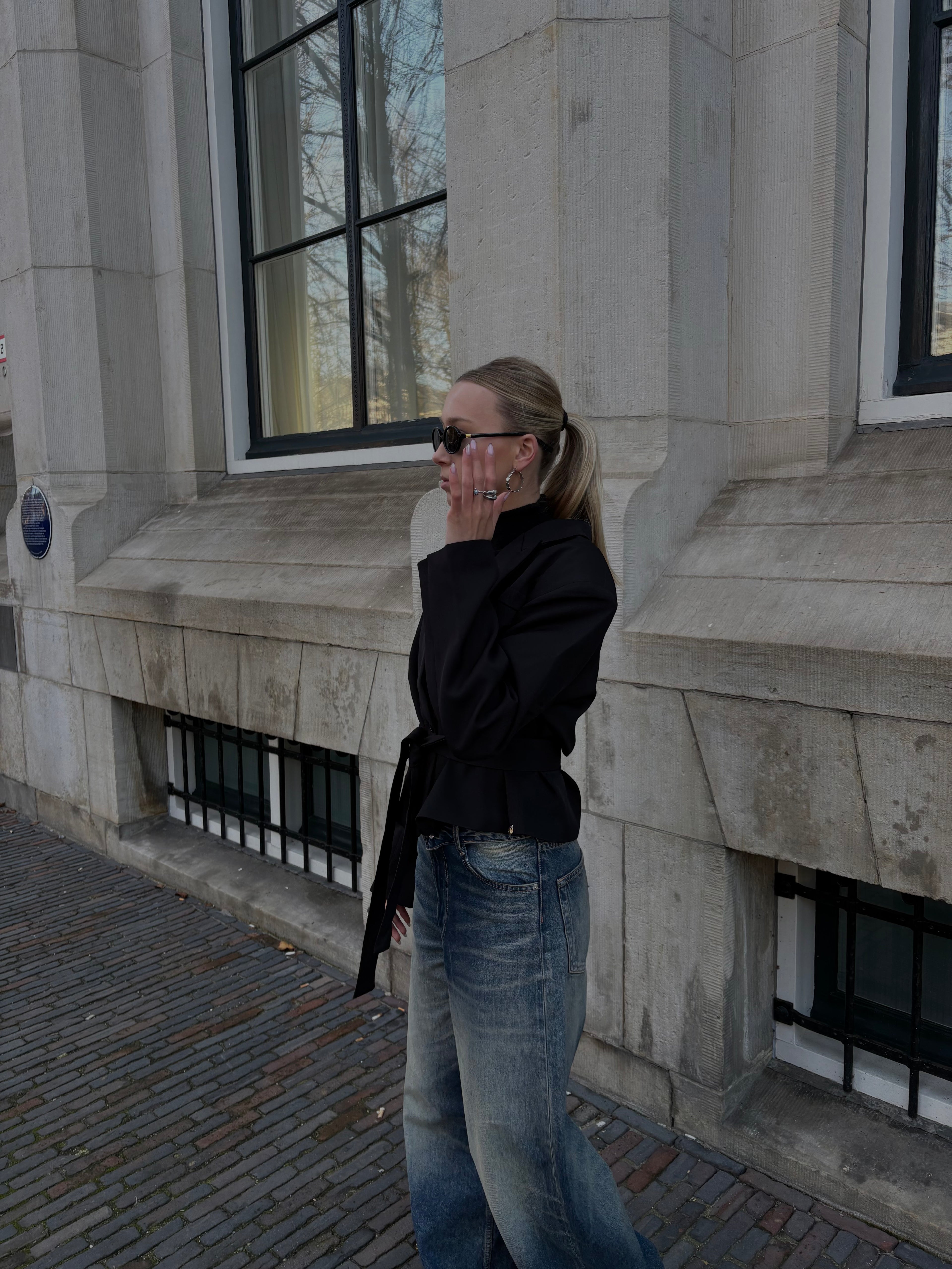 Fenne cropped blazer black